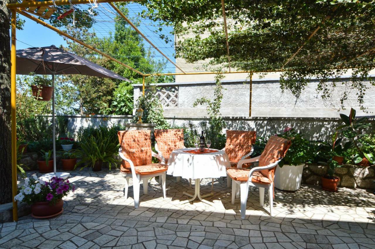 Apartments Rada Novi Vinodolski Esterno foto